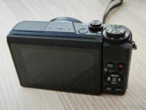 Canon PowerShot G7 X Mark II Premium kit

 - 5