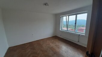 Prodej bytu 3+1 56 m², Sněhov u Malé Skály. - 5