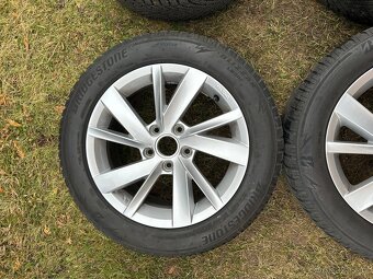 Originální kola VW 6,5J x 16H2 ET46 205/55 R16 - 5