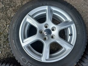 Prodám sadu Orig ALU kol WV 185/60R15 zimní - 5