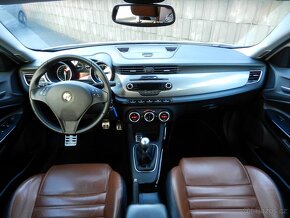 Alfa Romeo Giulietta 1.4 T-Jet 16v 88 kW MR2014 - 5