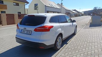 Ford Focus MK3 1,5 TDCi 88 kW - 5