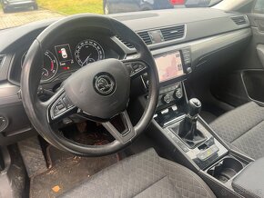 Škoda Superb combi 1,6TDI 88kw,r.v 2016 - 5