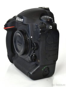 Nikon D4 - 5