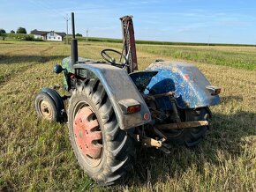 Prodám Zetor 3011 s žací lištou - 5