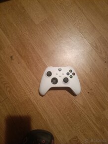 Vyměním/prodám Xbox série s - 5