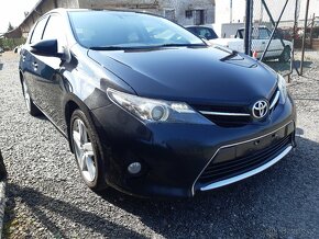 Toyota Auris  přední špička (šavle) - 5