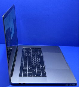 MacBook Pro 15” 2017/16GB RAM/i7/512GB SSD/ Záruka - 5