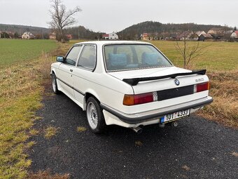 BMW 320 e21 - 5