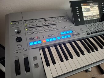 Yamaha tyros 5 - 5