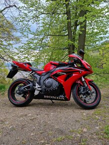 Honda CBR 1000 RR Fireblade - 5