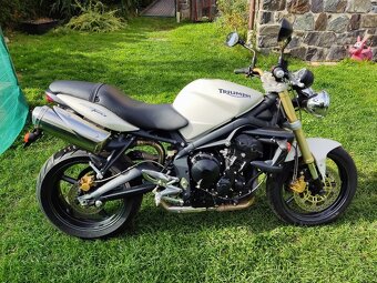 Triumph Street Triple 675 (2007) pěkný stav, po servisu - 5