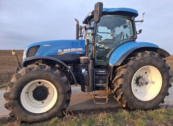 Traktor New Holland T7.250 - 5