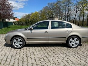 Škoda Superb 1 - 5