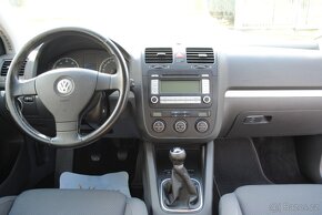 Volkswagen Golf 1.6i 75kW Sportline - 5