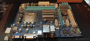 Gigabyte GA-G41MT-D3V (LGA775) - 5