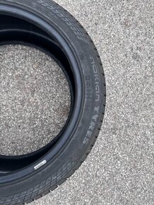 235-45 R18 98V Zimní Nokian Tyres - 5