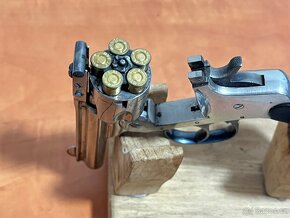 Evropský/Španělský Revolver typu Smith Wesson ráže 32 S&W - 5