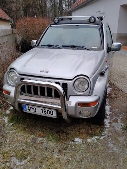 Prodám Jeep Cherokee KJ - 5