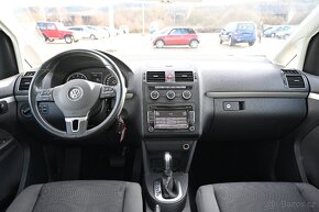 Volkswagen Touran 1.4TSI 103KW 7Míst DSG 12/2014 - 5