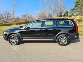 VOLVO XC 70 2,4 D5 AWD 120 kW DPH  AUTOMAT NAVI TEMPOMAT - 5