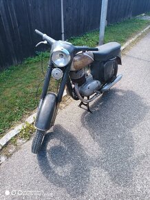 Jawa 250 - 5