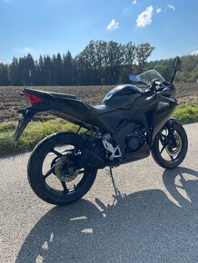 Honda cbr 125 - 5