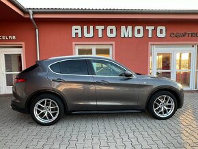 Alfa Romeo Stelvio 2.2 DIESEL 154kW Q4 Lusso - 5