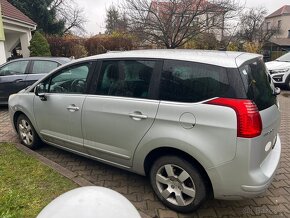 Prodám Peugeot 5008 2.0hdi 110kw - 5