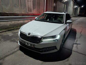 SKODA SUPERB iV plug in hybrid  160kw - 5