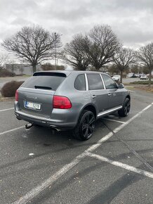 Porsche Cayenne 4.5 V8 - 5