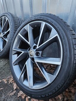 Letní alu kola Vega 19" Škoda Superb 235/40 R19 - 5