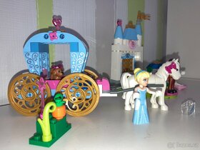 LEGO 10729 DISNEY PRINCEZNY POPELČIN KOČÁR - 5