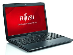 Fujitsu Lifebook A544 - i5, 15,6", 8GB, 500GB, Intel HD 4600 - 5