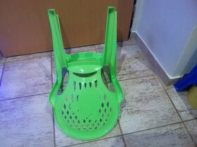 Plastová dětská židlička židle zelená s motivem hrocha - 5