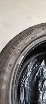 Zimní 235/50/19 Goodyear UltrGrip SUV, 3021, 7.8mm - 5