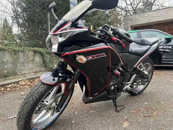 Honda CBR 250 R - 5