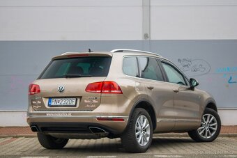 Volkswagen Touareg II 3.0 V6 TDI BMT 4MOTION//AJ NA SPLÁTKY - 5