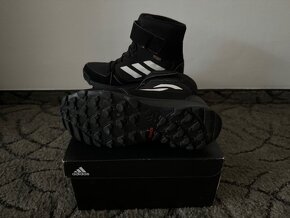 Dětská zimní obuv Adidas Terrex Snow - vel. 36 a 2/3, nošené - 5