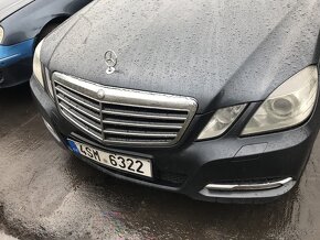 Mercedes e200 w212 nepojizdne - 5