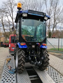 Malotraktor Farmtrac 26 4WD s kabinou - 5