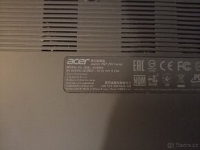 acer Aspire V nitro VN7-793:Model N16W4 - 5