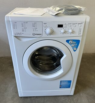 Indesit tř. A++ náplň 1-6 kg, 1200 ot. - úzká 42 cm - 5