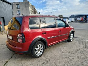 VOLKSWAGEN TOURAN CROSS 2.0 TDI 125KW R,V, 2008 - 5