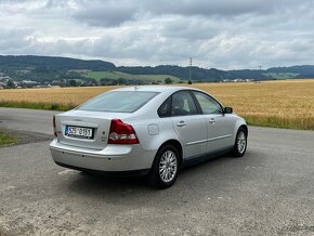 Volvo S40 II 2.0D 100kw 2004 - 5