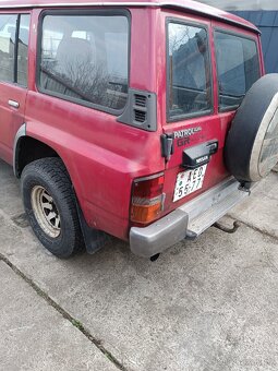 Nissan Patrol Y60 - 5