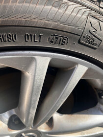 Opel Insignia Alu 245/45 R18 - 5