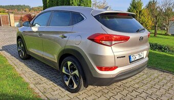 Hyundai Tucson, Navigace, kůže, kamera, Alu 19" - 5