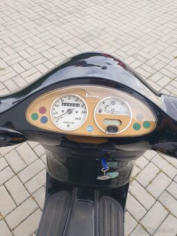 Vespa et4 150 - 5