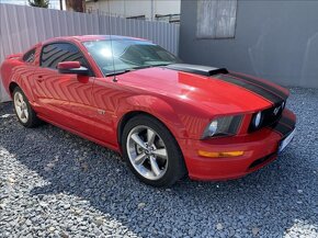 Ford Mustang 4,6 GT V8 224kW - 5